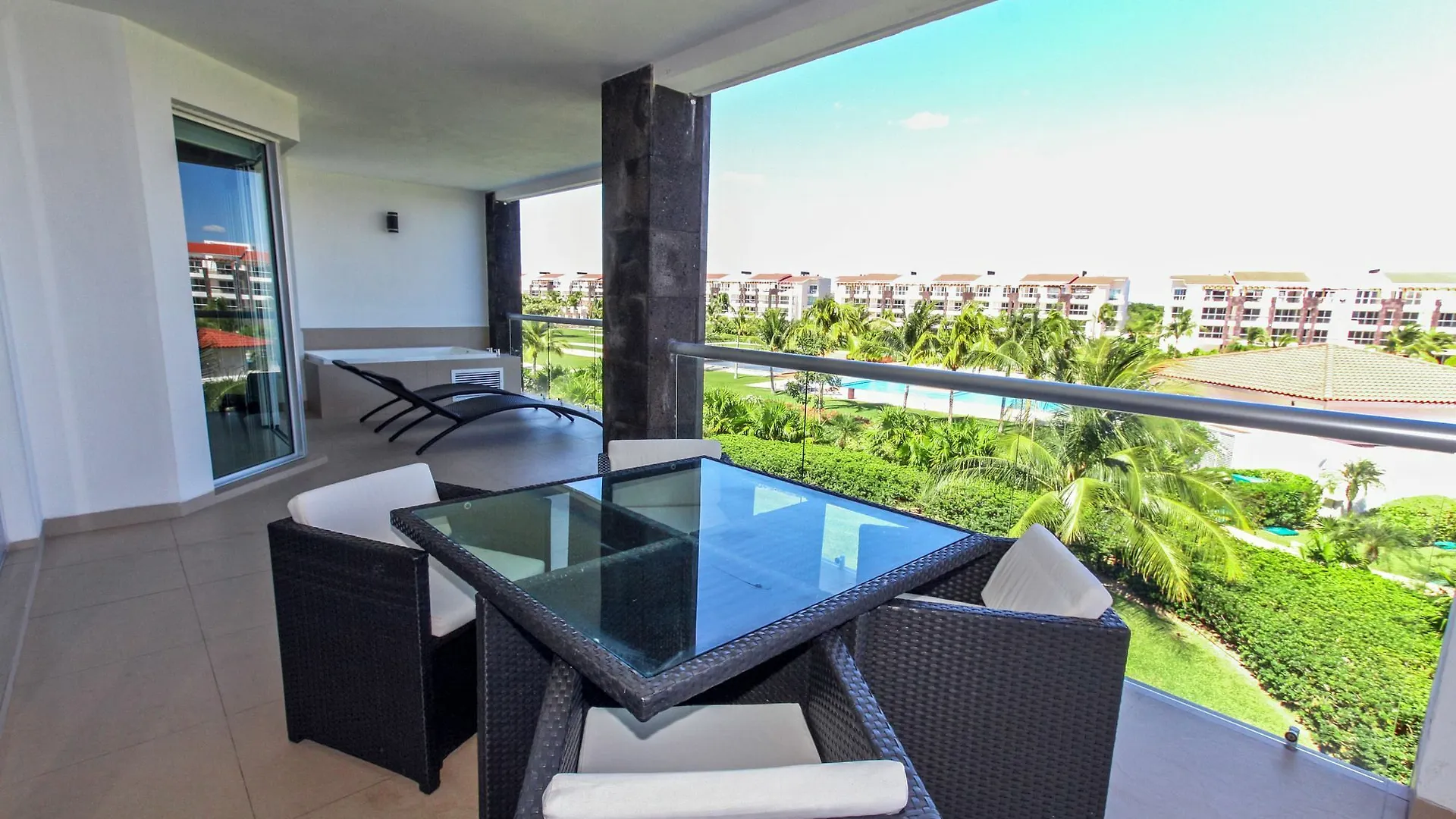 Buena Vida By Nas Hotel Playa del Carmen