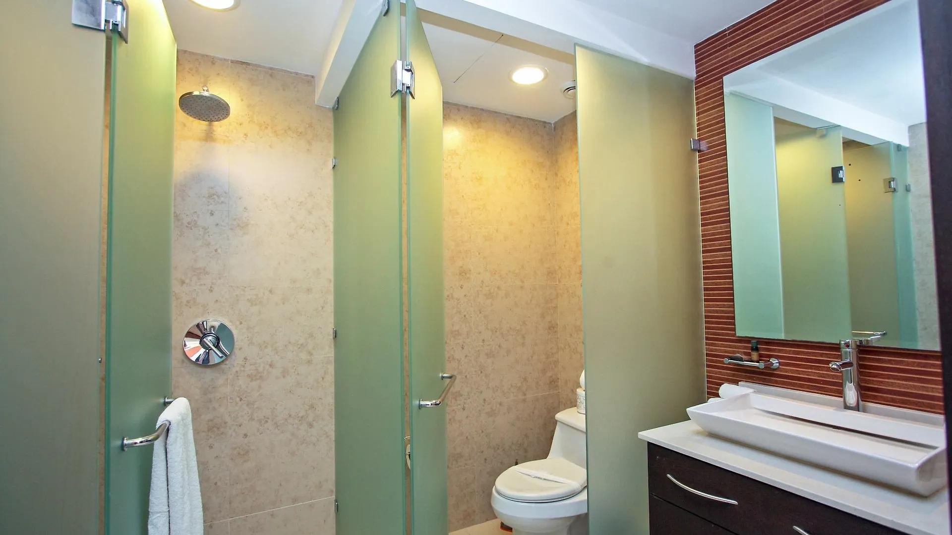 Buena Vida By Nas Hotel Playa del Carmen